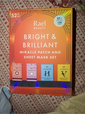 Rare Beauty Bright & Brilliant Miracle Patch and Sheet Mask Set — Orange